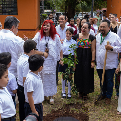 373010188_612786510975295_3333863105323042747_n