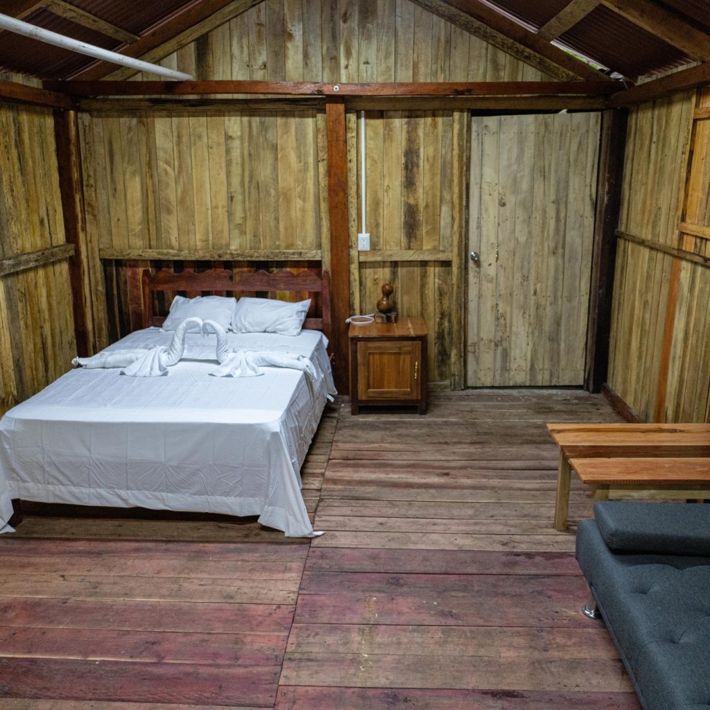 469869149_886943080226302_1512299596063701268_n